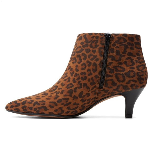 CLARKS Ankle Boot Linvale Sea Tan Leopard Print - Picture 3 of 6